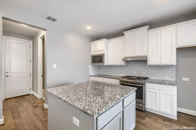 647 Mission Hill Run New Braunfels, TX 78132