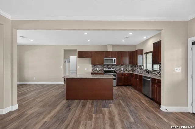 659 Thormeyer Rd Seguin, TX 78155