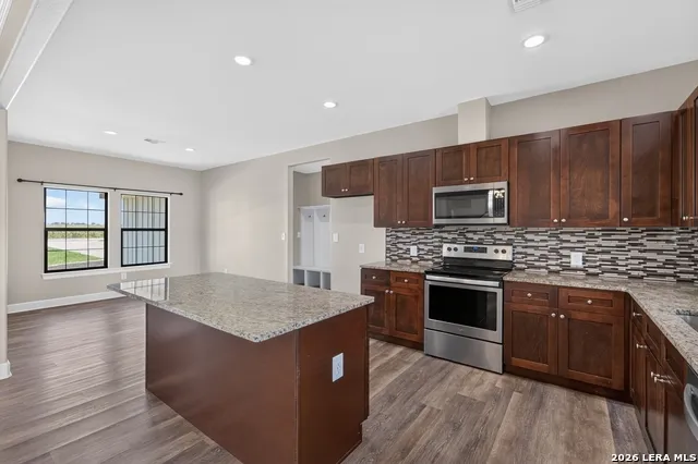 659 Thormeyer Rd Seguin, TX 78155