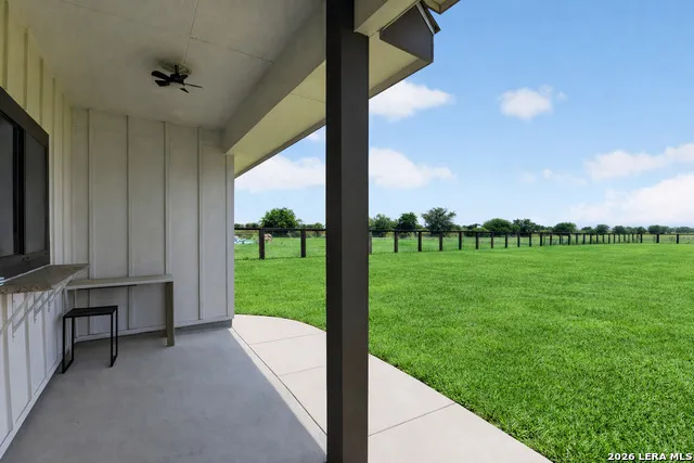 659 Thormeyer Rd Seguin, TX 78155