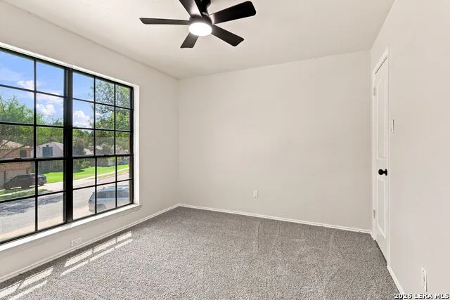 2509 Hidden Grove Ln Schertz, TX 78154