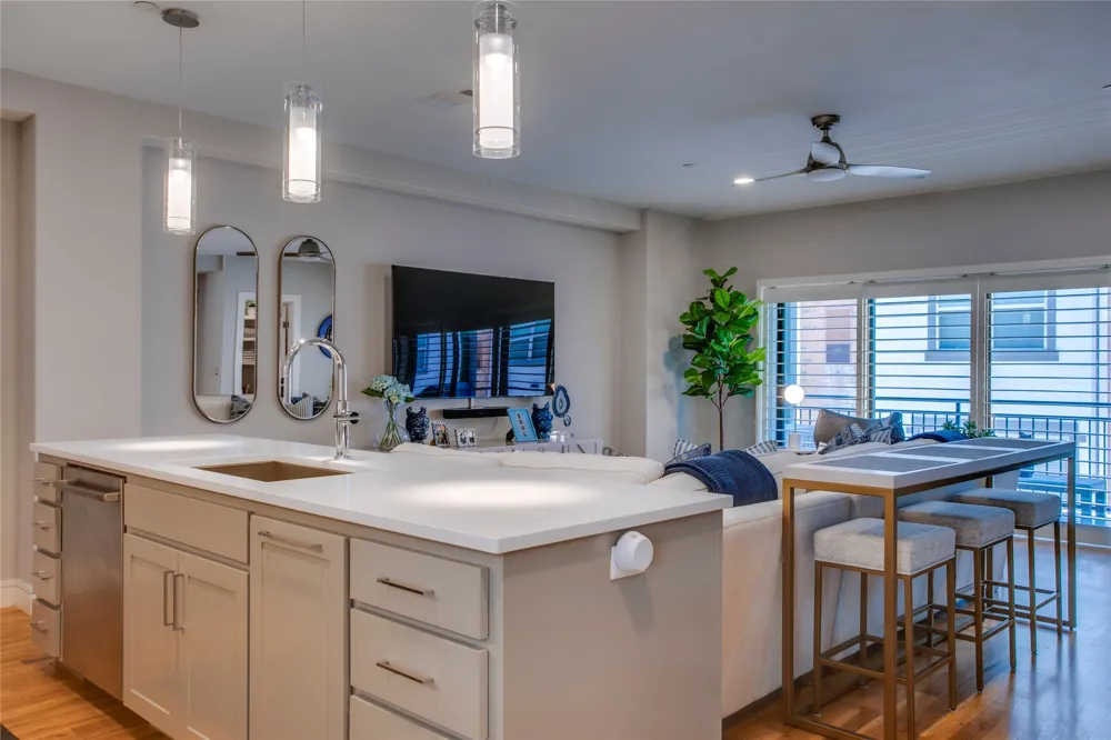 2127 Clark Street #103 Dallas, TX 75204
