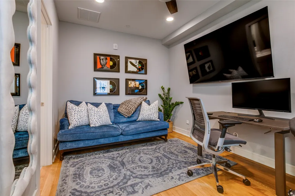 2127 Clark Street #103 Dallas, TX 75204