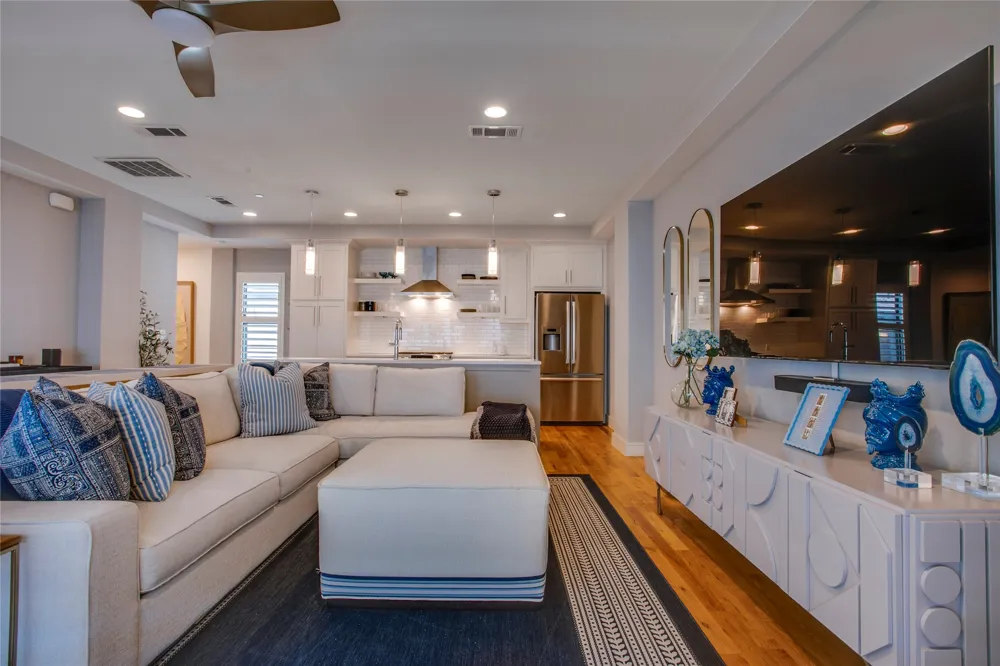 2127 Clark Street #103 Dallas, TX 75204