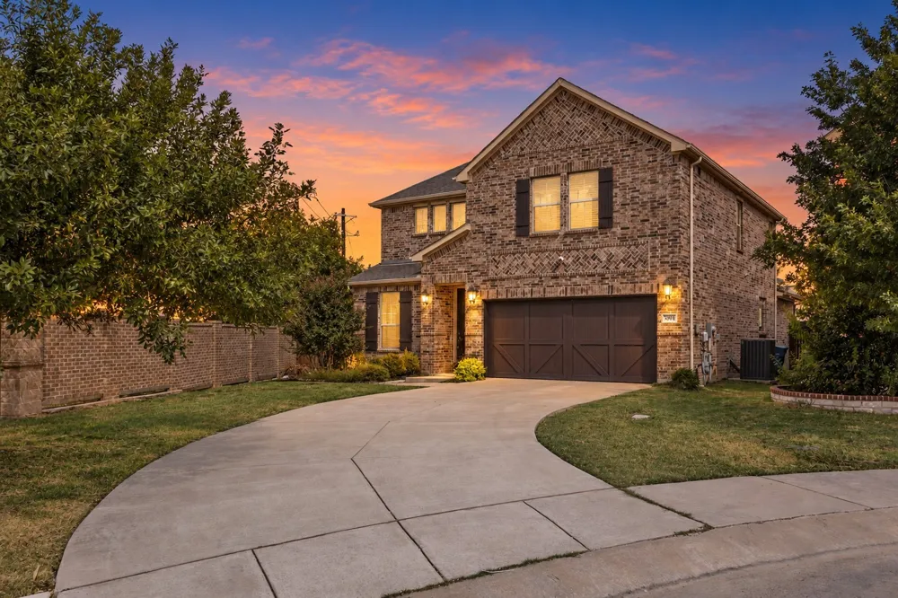 2501 Durango Drive Carrollton, TX 75010
