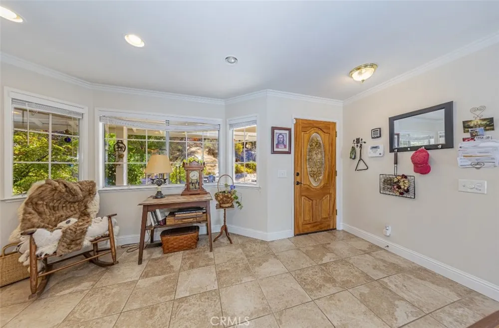 50622 Critter Creek Lane Oakhurst, CA 93644