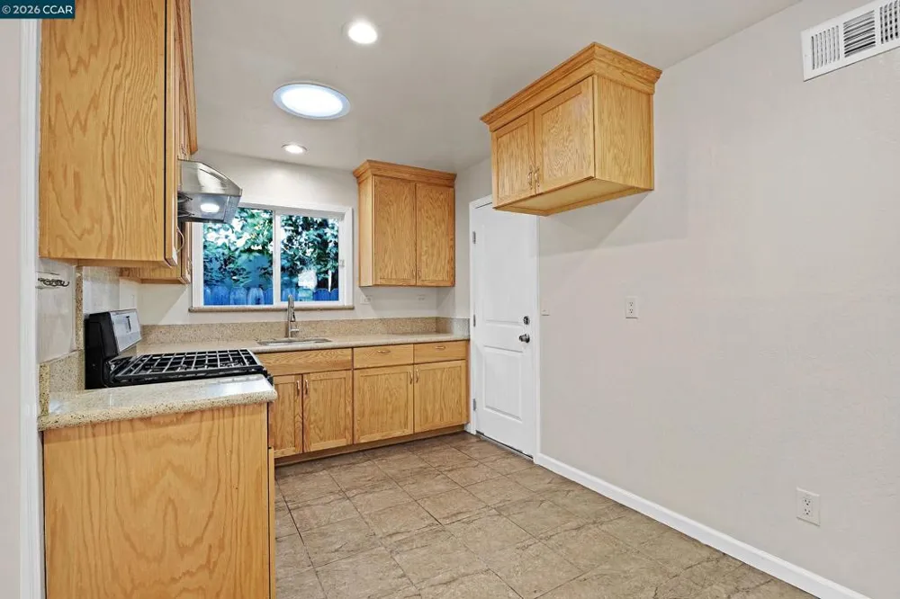 1164 Aspen Dr Concord, CA 94520