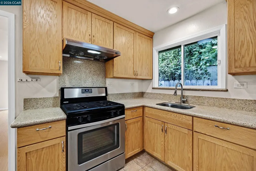 1164 Aspen Dr Concord, CA 94520
