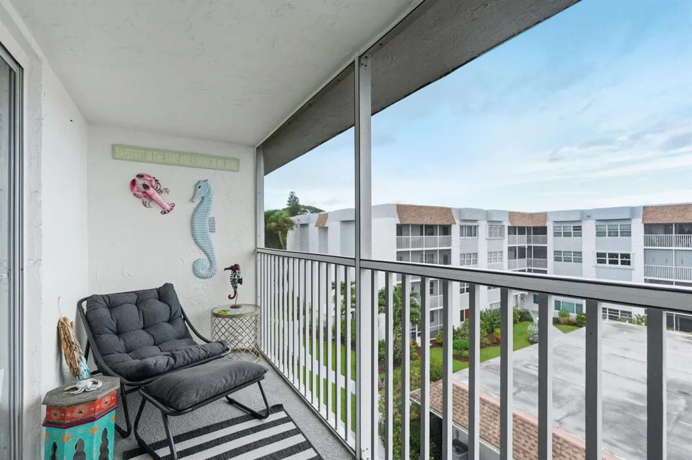 1516 S Lakeside Drive #408 