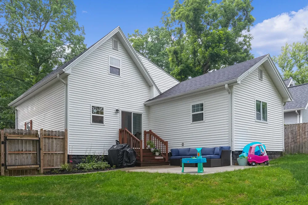 414 High Street Marshall, MI 49068