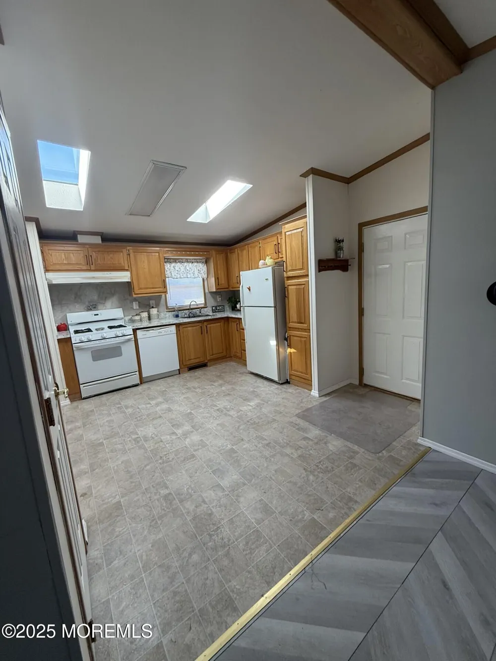 519 Momosa Way Manchester, NJ 08759
