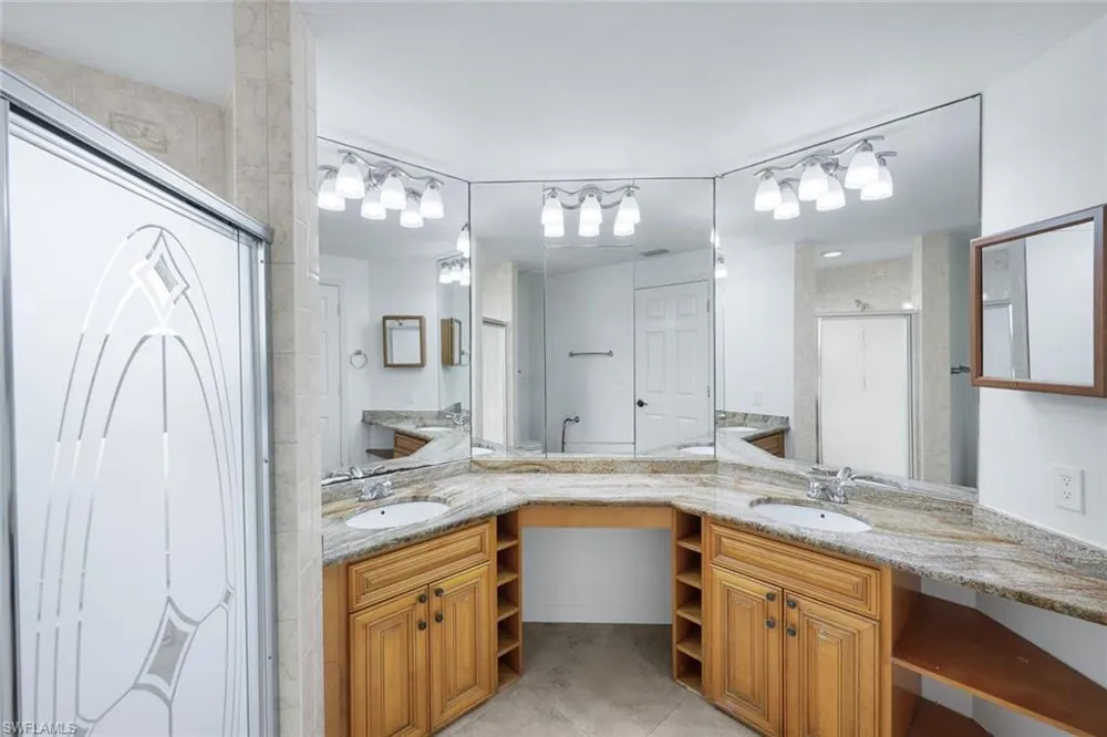 2731 Citrus Lake Drive #101 Naples, FL 34109