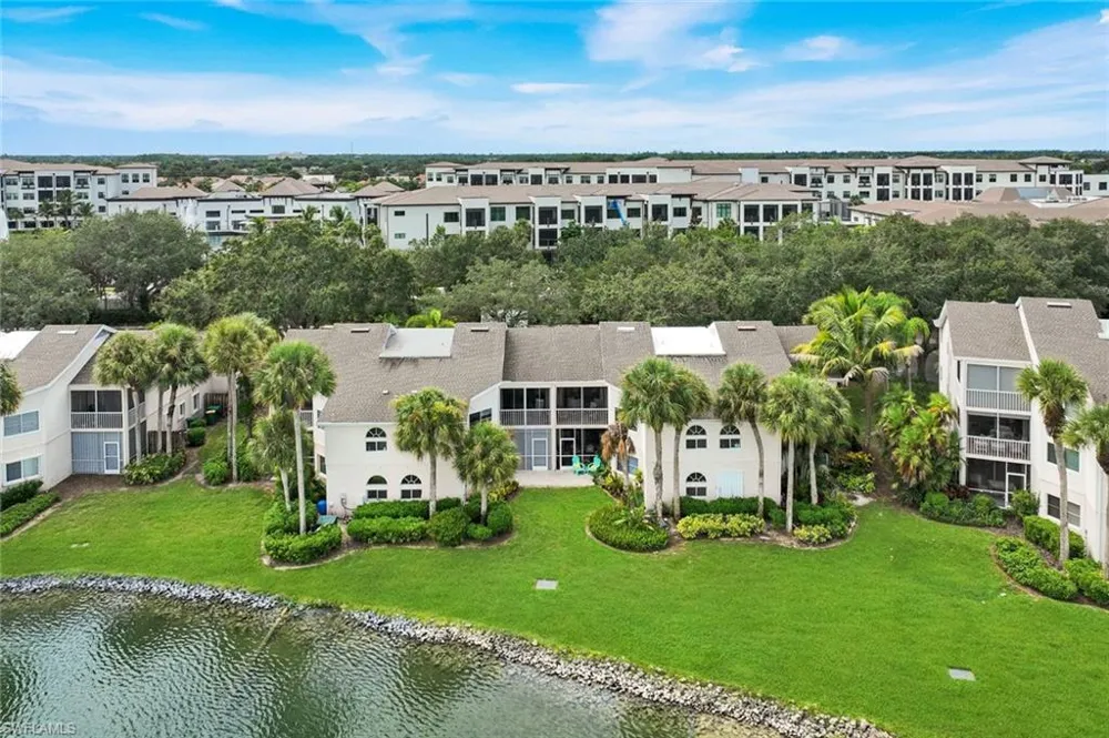 2731 Citrus Lake Drive #101 Naples, FL 34109