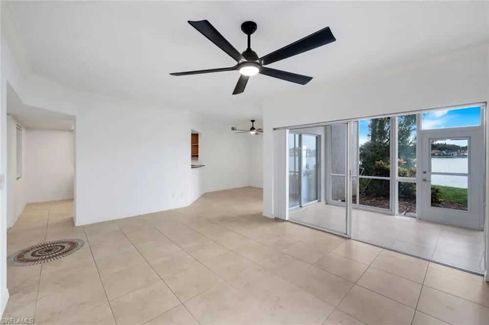 2731 Citrus Lake Drive #101 Naples, FL 34109