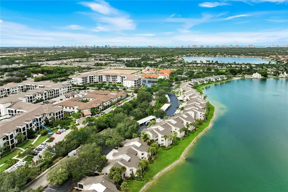 2731 Citrus Lake Drive #101 Naples, FL 34109