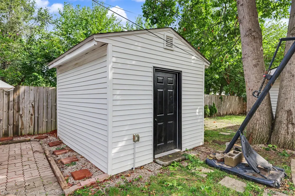 4455 Hipp Street Dearborn Heights City, MI 48125