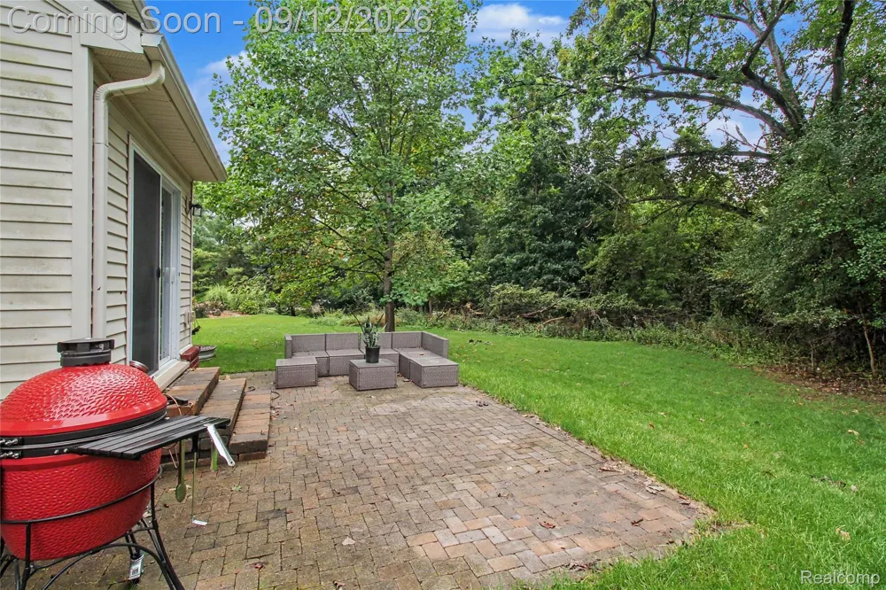 159 Singh Boulevard South Lyon City, MI 48178