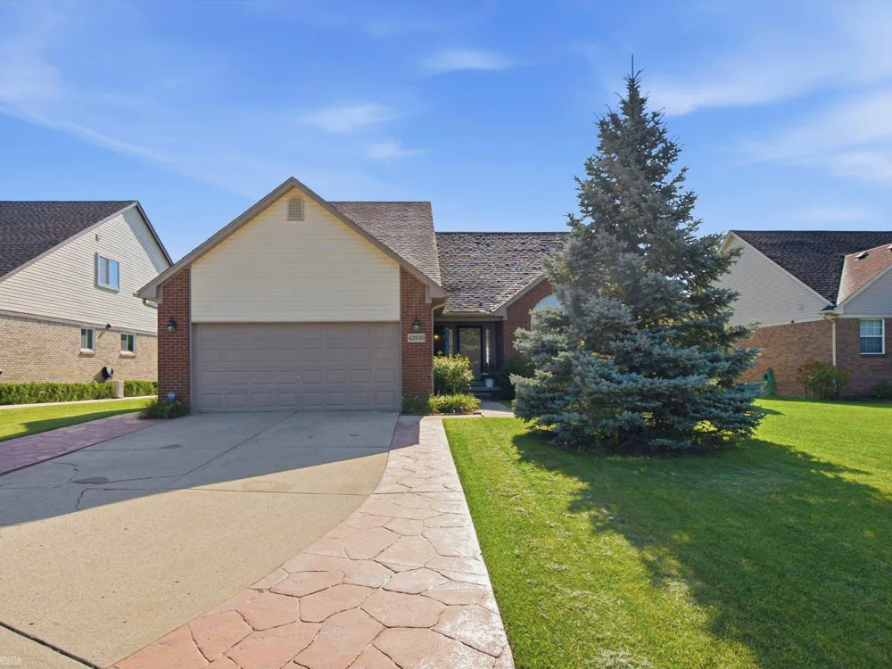 42930 Little Road Clinton Charter Township, MI 48036