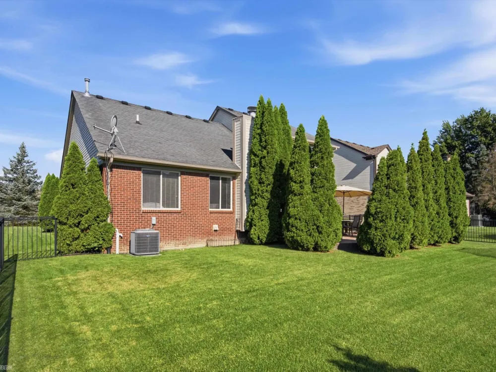 42930 Little Road Clinton Charter Township, MI 48036