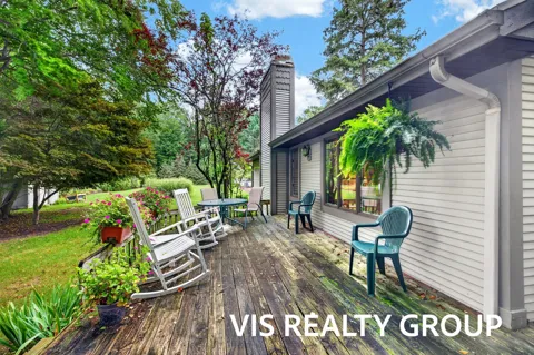 958 W Wellington Court