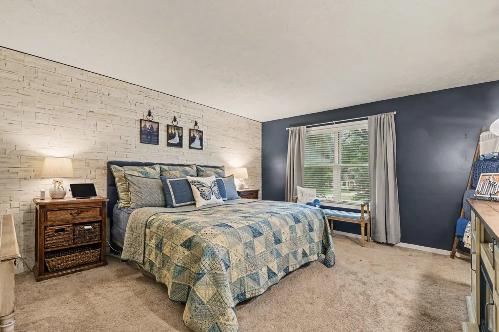3055 Riverwoods Drive NE Plainfield Charter Township, MI 49341