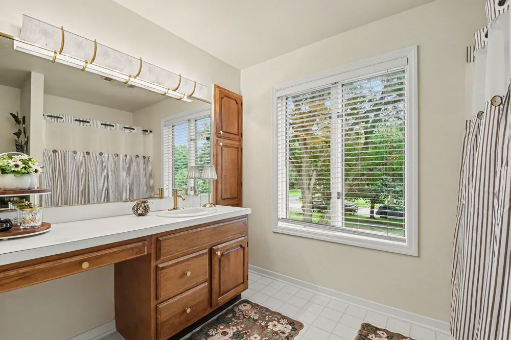 3055 Riverwoods Drive NE Plainfield Charter Township, MI 49341