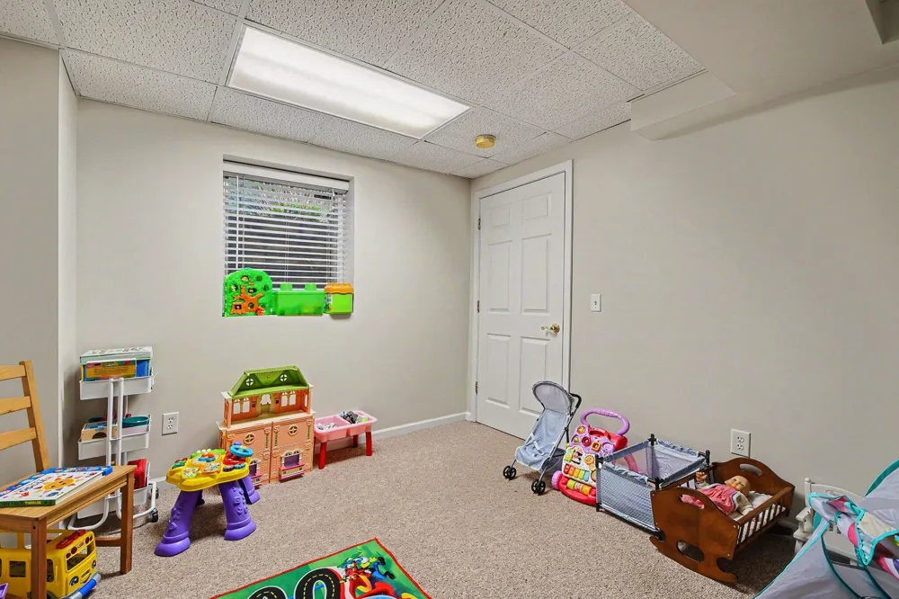 3055 Riverwoods Drive NE Plainfield Charter Township, MI 49341