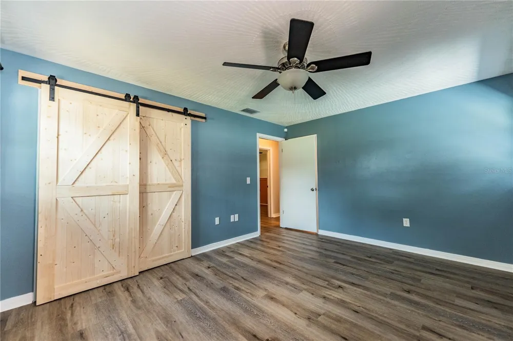 2217 WELLS ROAD Auburndale, FL 33823