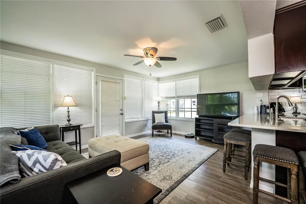 2217 WELLS ROAD Auburndale, FL 33823