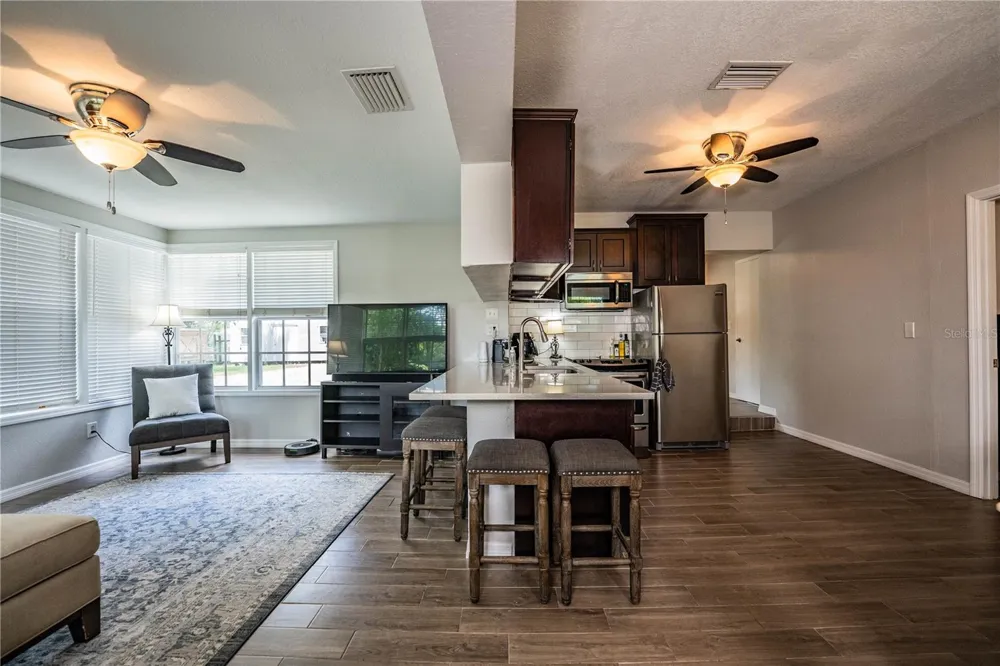 2217 WELLS ROAD Auburndale, FL 33823