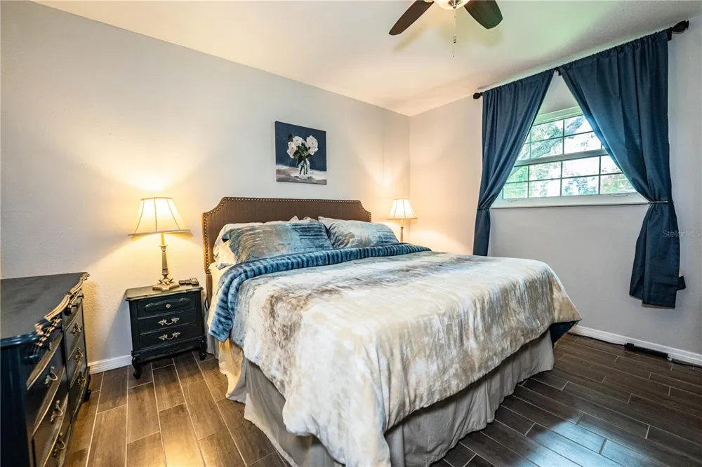 2217 WELLS ROAD Auburndale, FL 33823