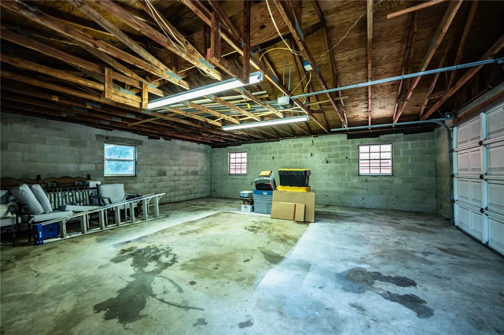2217 WELLS ROAD Auburndale, FL 33823