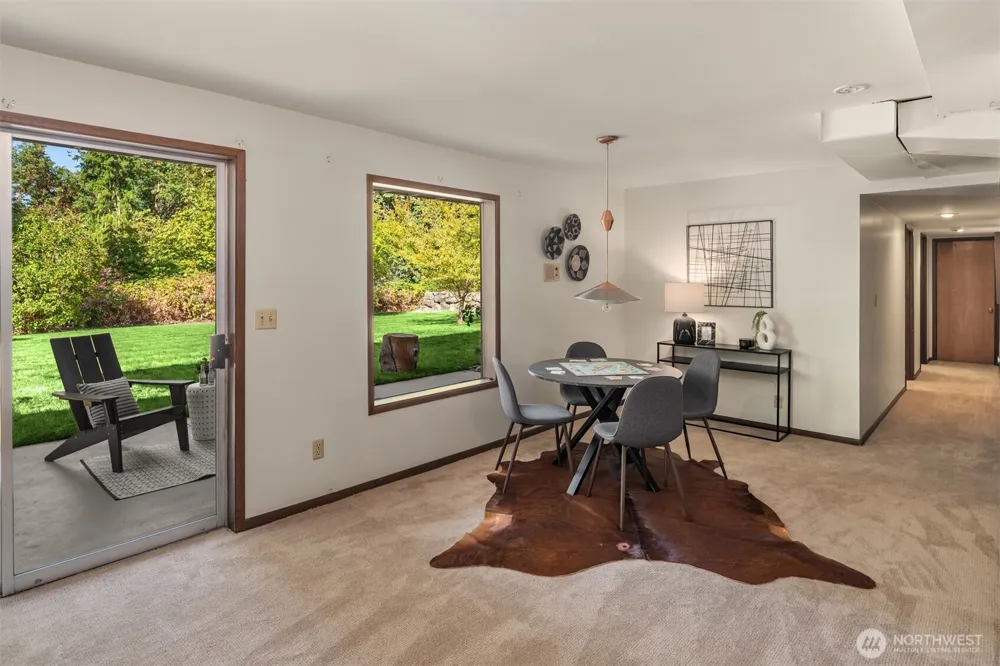 5203 111th Avenue NE Kirkland, WA 98033