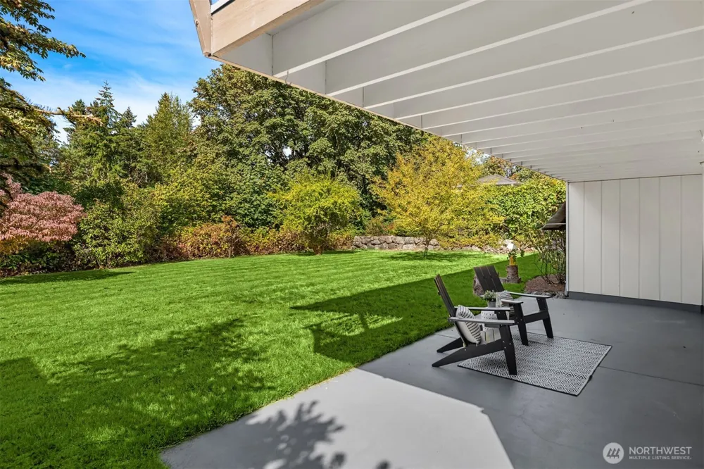 5203 111th Avenue NE Kirkland, WA 98033