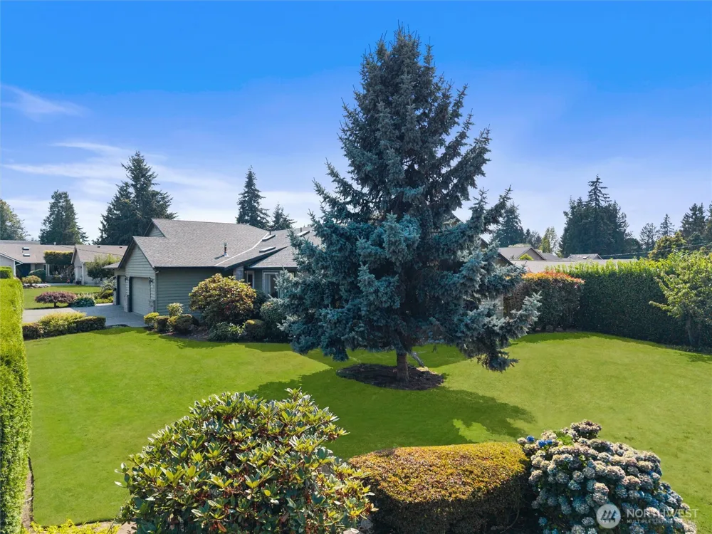 8228 226th Street SW #A/B Edmonds, WA 98026