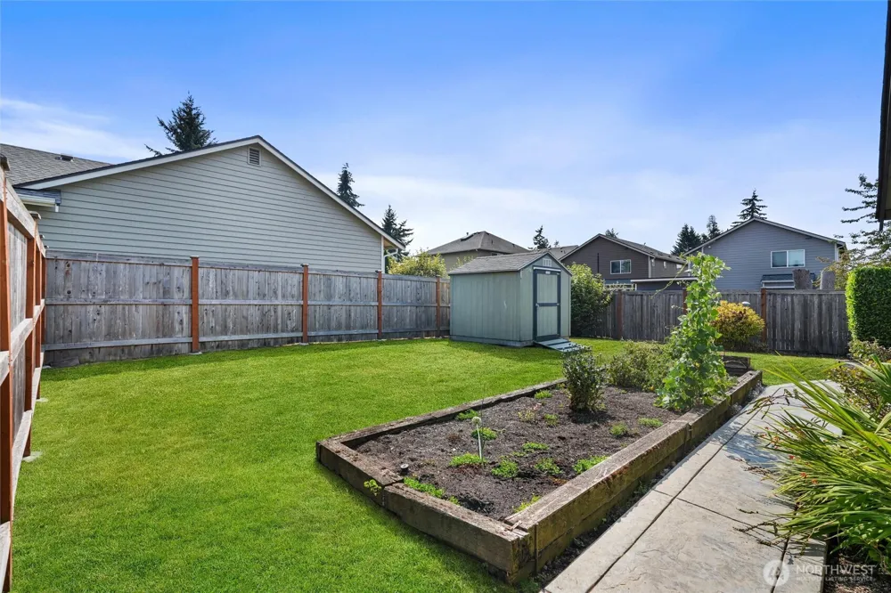 8228 226th Street SW #A/B Edmonds, WA 98026