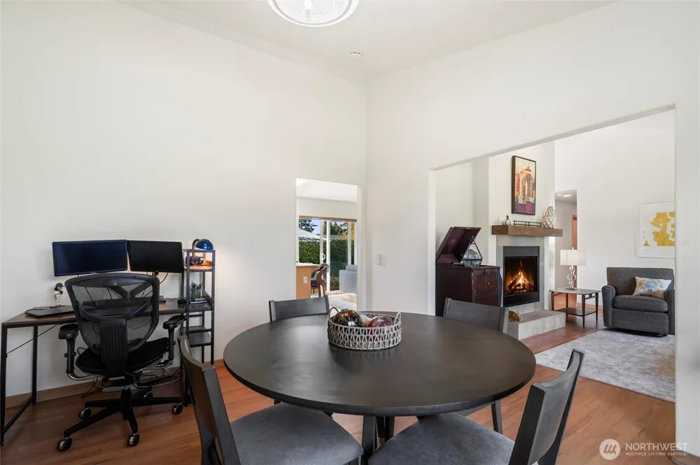 8228 226th Street SW #A/B Edmonds, WA 98026