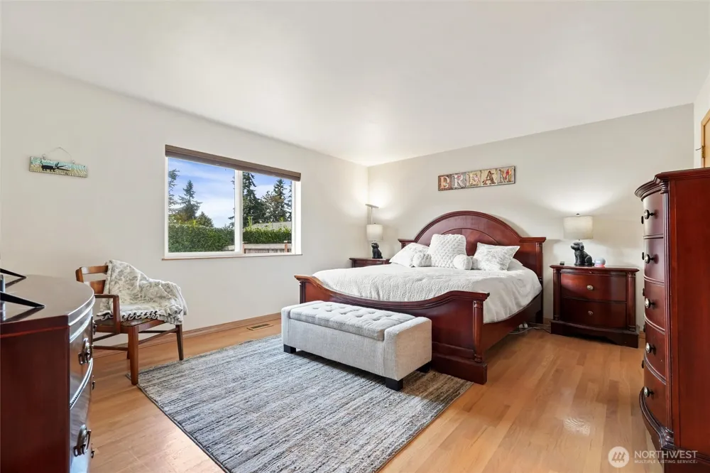 8228 226th Street SW #A/B Edmonds, WA 98026