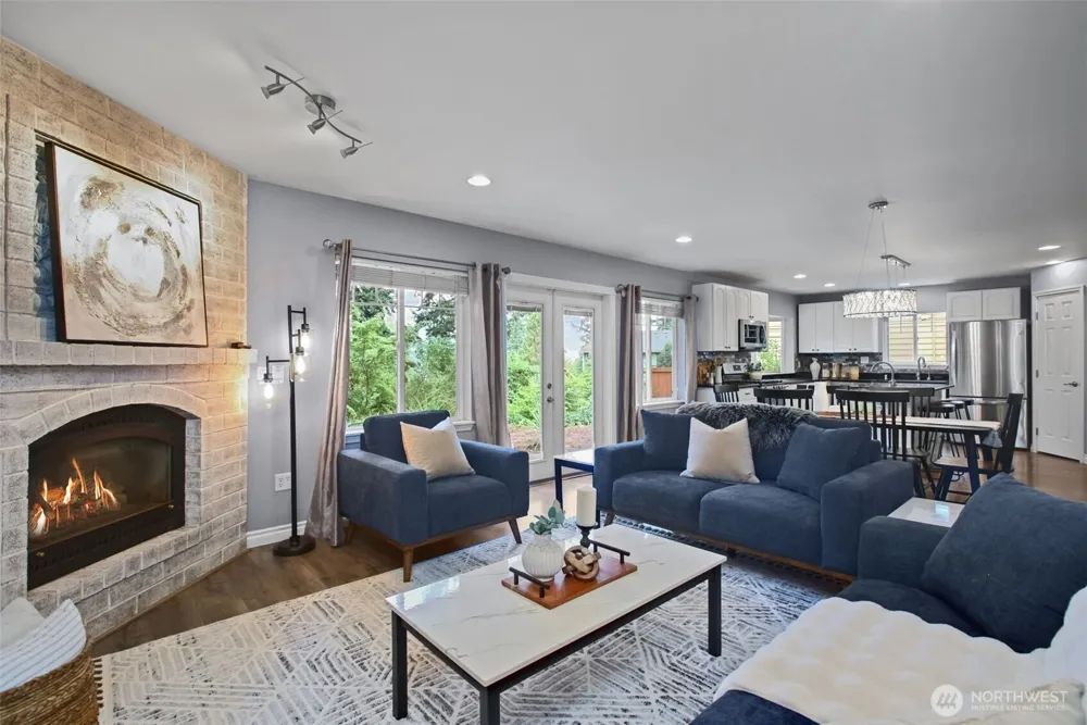 16931 SE Newport Way Bellevue, WA 98006