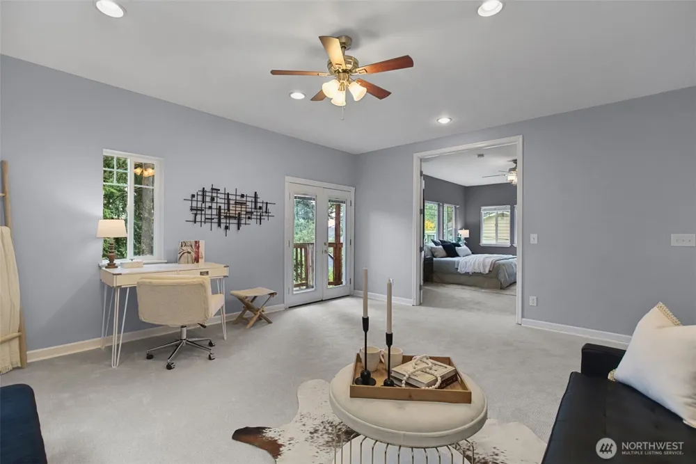 16931 SE Newport Way Bellevue, WA 98006