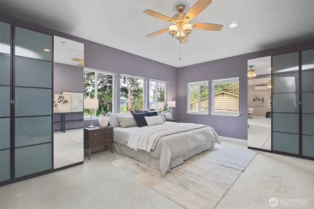 16931 SE Newport Way Bellevue, WA 98006