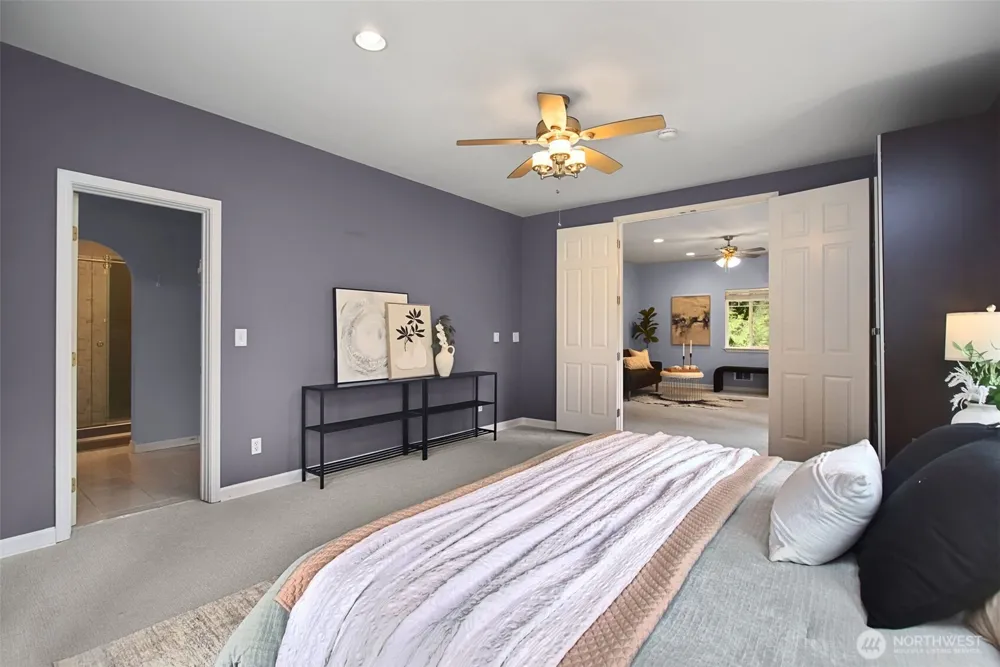 16931 SE Newport Way Bellevue, WA 98006