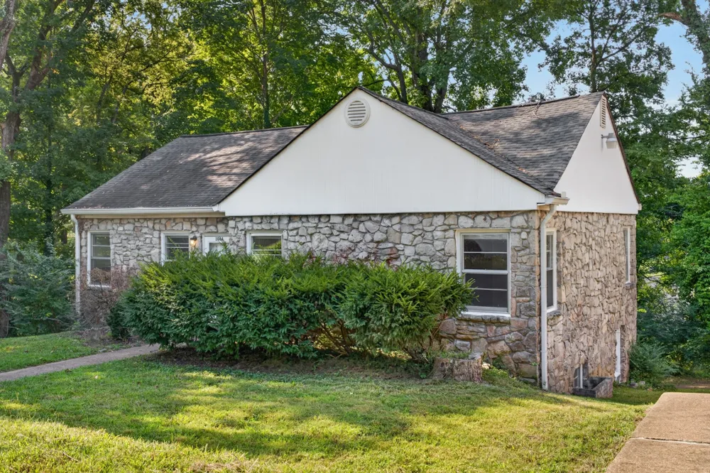 108 Madison Terrace Ct #A Clarksville, TN 37040
