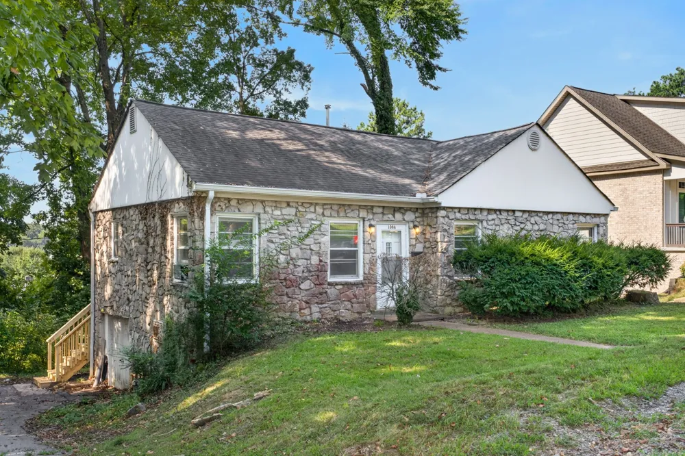 108 Madison Terrace Ct #A Clarksville, TN 37040