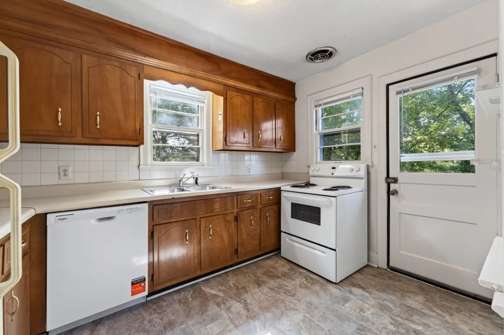 108 Madison Terrace Ct #A Clarksville, TN 37040