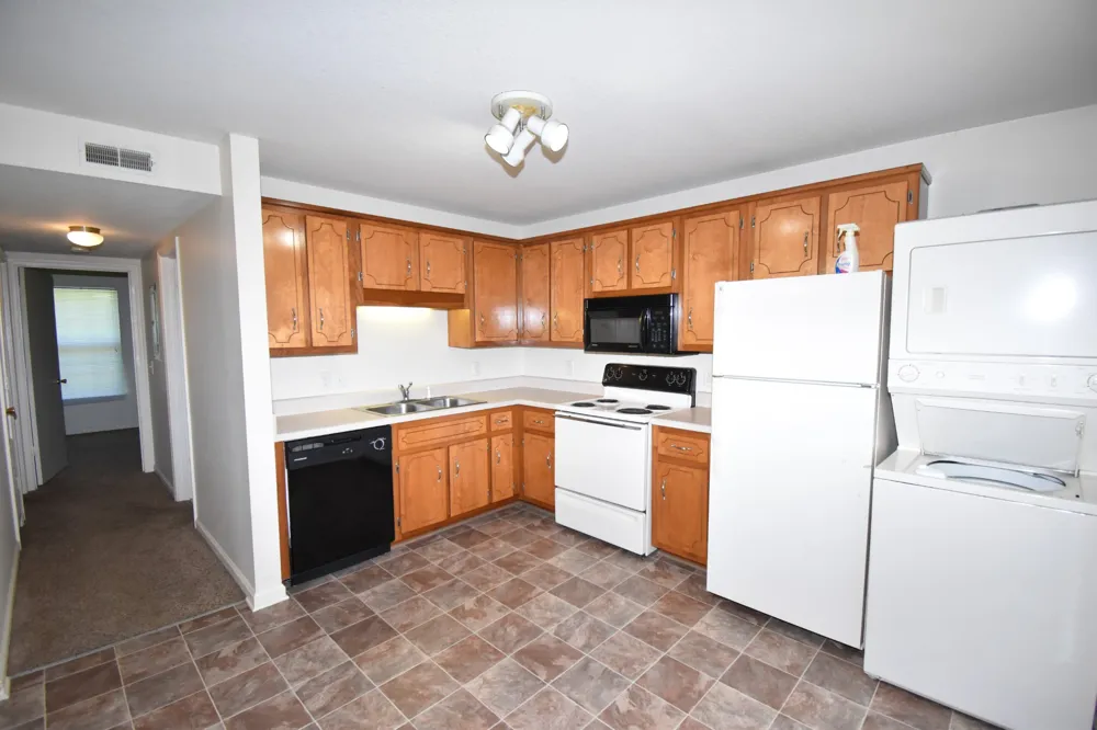 636 Robb Ave #B Clarksville, TN 37040