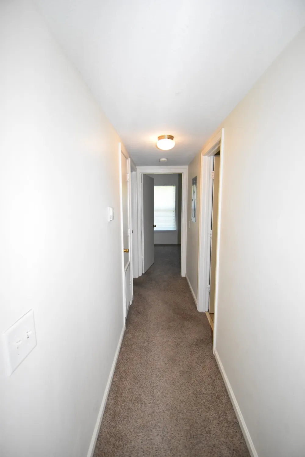 636 Robb Ave #B Clarksville, TN 37040