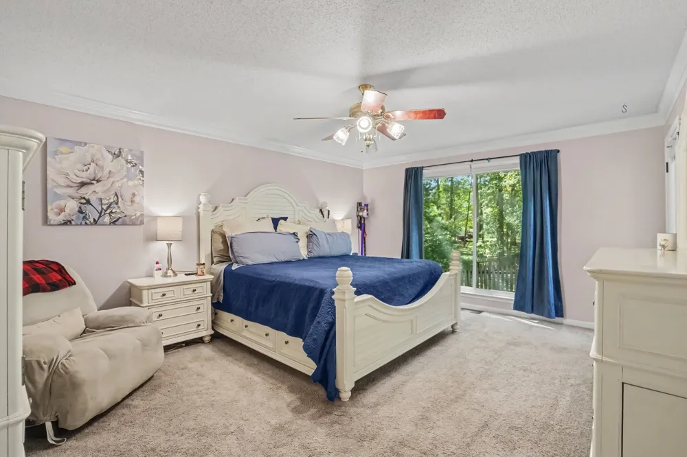 225 Longwood Ln Clarksville, TN 37043