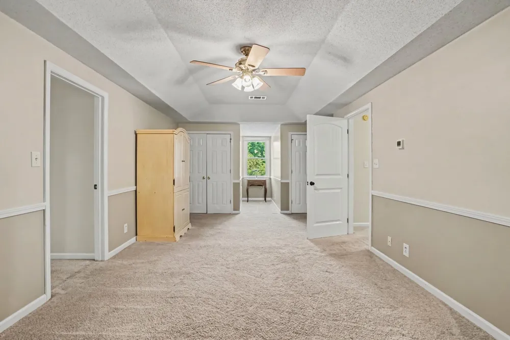 225 Longwood Ln Clarksville, TN 37043