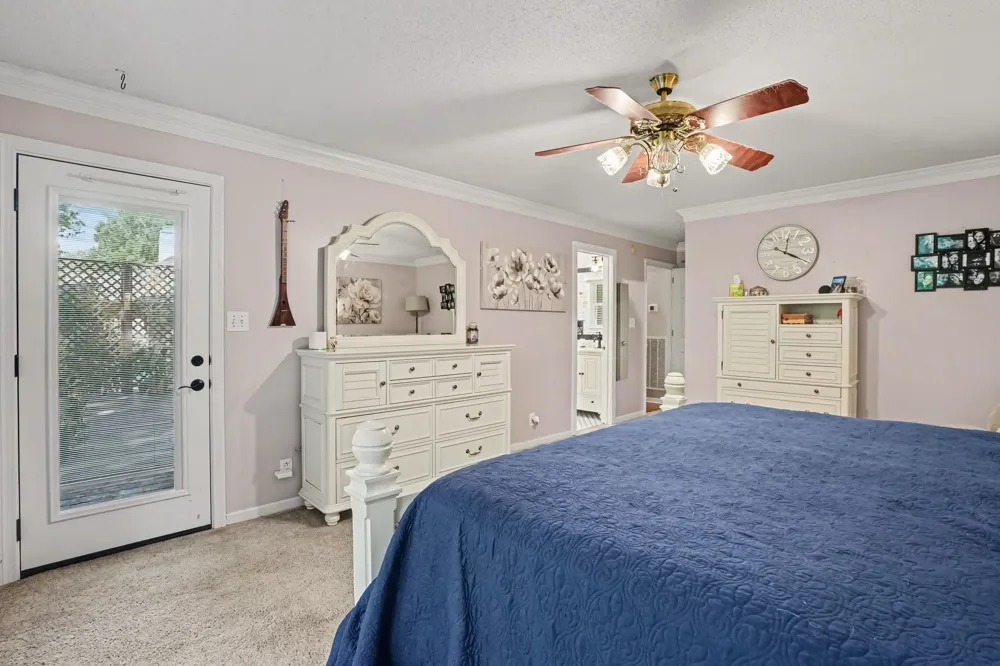 225 Longwood Ln Clarksville, TN 37043